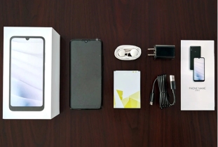 Nuu Phone With Kitting